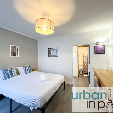 195 - Saint Denis Triplex * Paříž