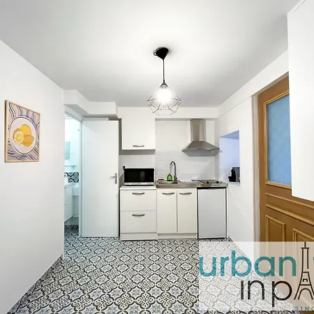 195 - Saint Denis Triplex Apartmán