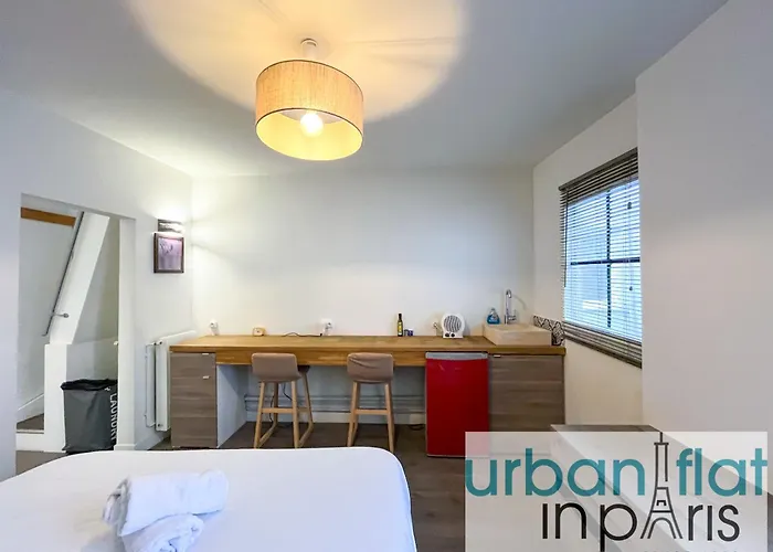 195 - Saint Denis Triplex *