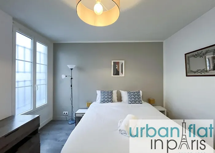 195 - Saint Denis Triplex Paris