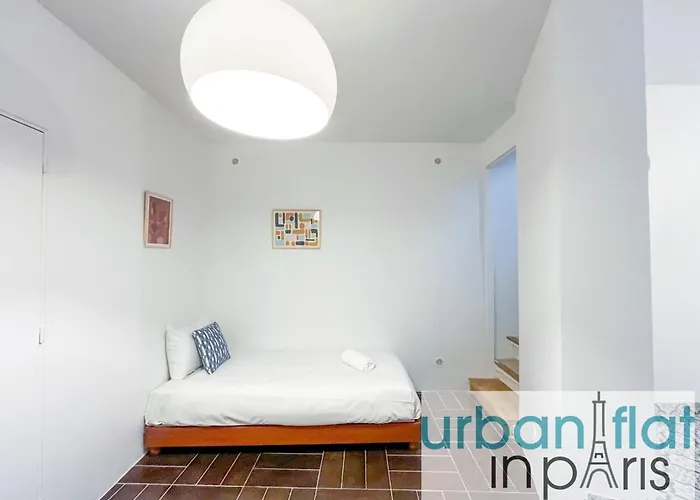 195 - Saint Denis Triplex