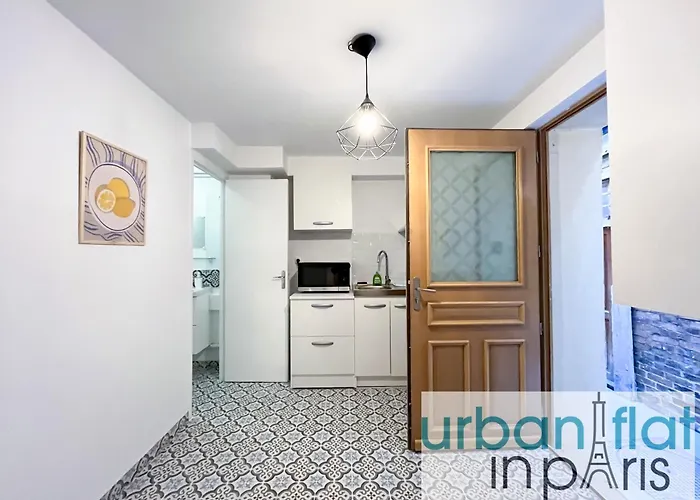 195 - Saint Denis Triplex